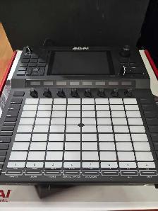 Akai Force Standalone Production Studio With Box - Photo 2