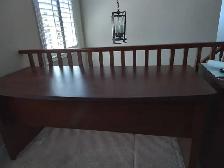 Desk Unit - Photo 2