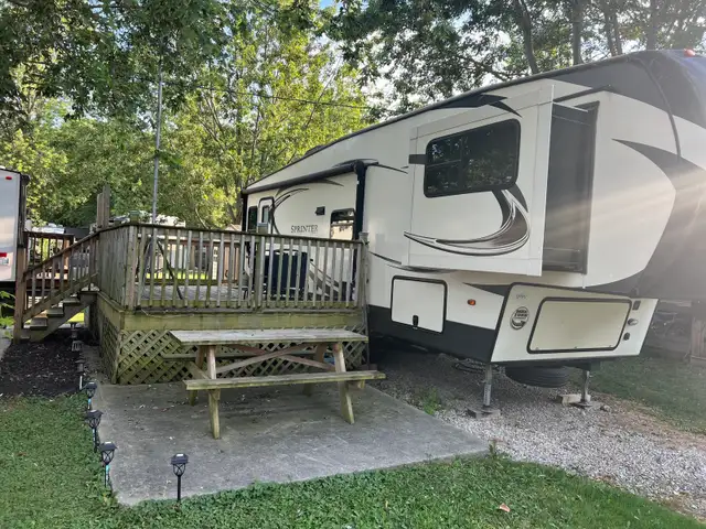 2017 Sprinter Camp trailer