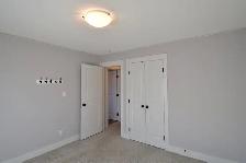 864 Palmer Pl-top floor - Photo 9