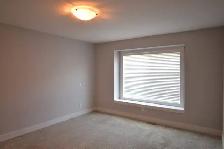 864 Palmer Pl-top floor - Photo 12