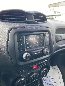 2015 Jeep Renegade North - Photo 10