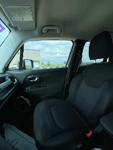 2015 Jeep Renegade North - Photo 13