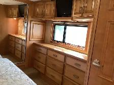 HIGH END, WELL BUILT MOBILE SUITES FIFTH WHEEL - Photo 5