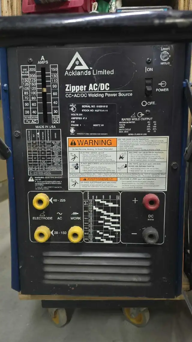 ARC/TIG Welder with cylinder of gas. 230v