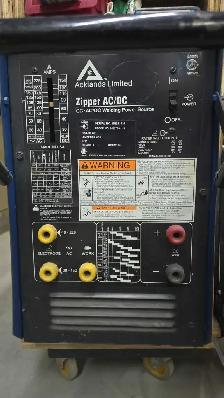 ARC/TIG Welder with cylinder of gas. 230v