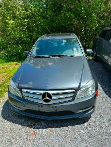 2011 Mercedes Benz 4dr Sedan C250 - Photo 3