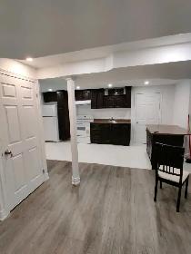 14th and McCowan 1 Room for Rent - Photo 2