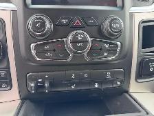 2019 RAM 1500 WARLOCK – 5.7L HEMI V8 – 4X4 ONE OWNER TRUCK - Photo 14