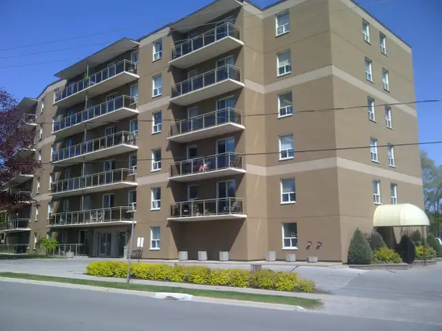 MISSISSUAGA COURT APTS - 2 BDRM ALL INCLUSIVE