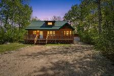 Summer Oasis 1 hour North of Winnipeg! - Photo 30