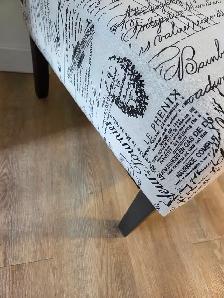 2 Accent Chairs - Photo 6