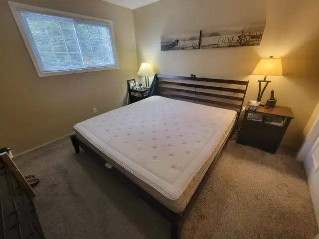 King size bed