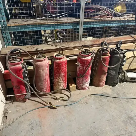 Heavy Duty Concrete Sprayer – Commercial Grade Spraying Tool for
