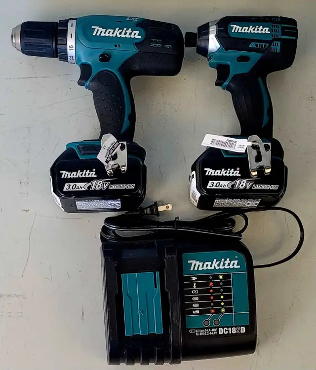Makita DLXW022S 18V LXT Drill & Impact Kit (3240983
