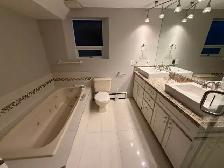 Charming 2 Bedroom   2 Bath Duplex Unit in Kitsilano! - Photo 8