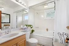 Beautiful 1700sqft 4bdrm home w/ dbl att garage in Garden City! - Photo 7