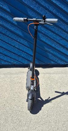 30kmh Ninebot F40 Scooter (32782401) - Photo 3