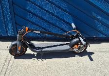 30kmh Ninebot F40 Scooter (32782401) - Photo 6