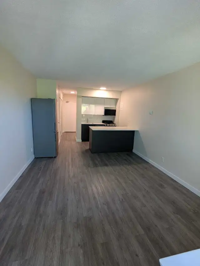 Studio Apartment West End Halifax July 1st