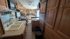 RV trailer - Photo 9