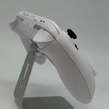 ASUS ROG Xbox Ally 7' Gaming Console RC73YA-XB_ALLY.Z2A $649 - Photo 8
