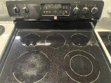 Cuisinière noire vitrocéramique Kenmore - Photo 2