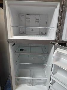 Whirlpool '30' Stainless Steel Top Freezer Bottom Fridge on Sale - Photo 6