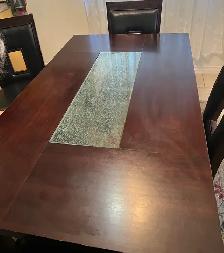 Table & 4 Chairs - Photo 2