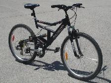 ALL ALUMINUM ADULT 26' RALEIGH TORA 21 SPD WITH DUAL SUSPENSION!