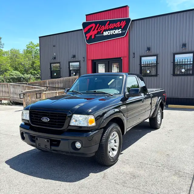 2009 Ford Ranger Sport SuperCab, V6 4x4 ... 135,000 kms!