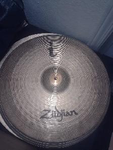 Zildjian cymbales
