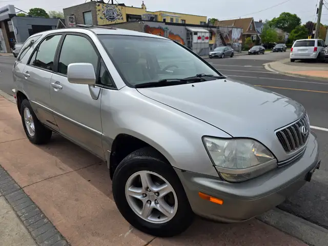 2001 Lexus RX 300