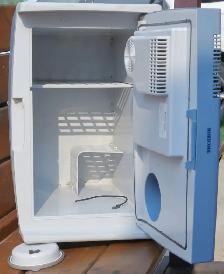 Mobicool large thermoelectric cooler/warmer - Photo 2