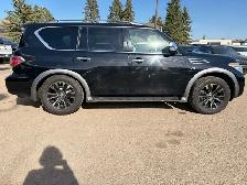 2018 NISSAN ARMADA PLATINUM  8 PASSENGER  1 OWNER  ACCIDENT FREE - Photo 4