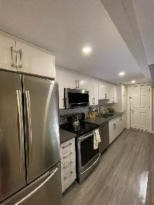 Cozy Two Bedroom Basement Apartment - 15 Castle View Ave - Photo 6