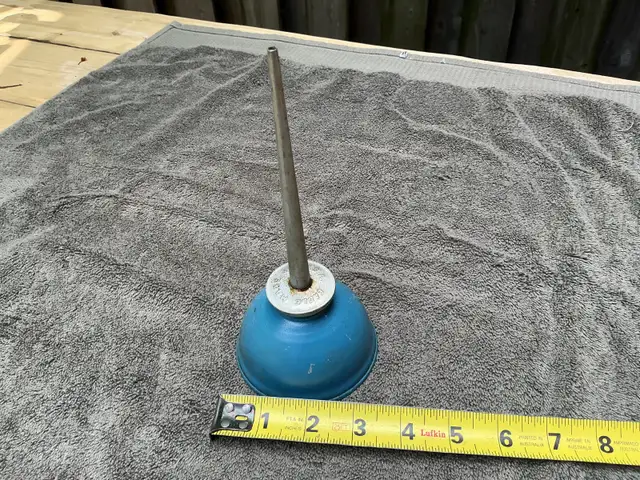 Vintage EAGLE Blue Oil Can !