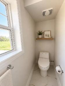 Renovated Farmhouse w 2 Acres – Country Living Near Peterborough - Photo 13