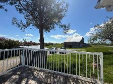 Renovated Farmhouse w 2 Acres – Country Living Near Peterborough - Photo 21
