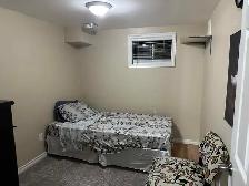 Female furnish room in the basement, Brampton - Photo 8