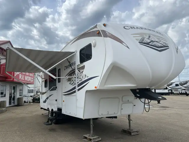 2010 CHAPARRAL 270RKS REAR KITCHEN, COUPLES UNIT