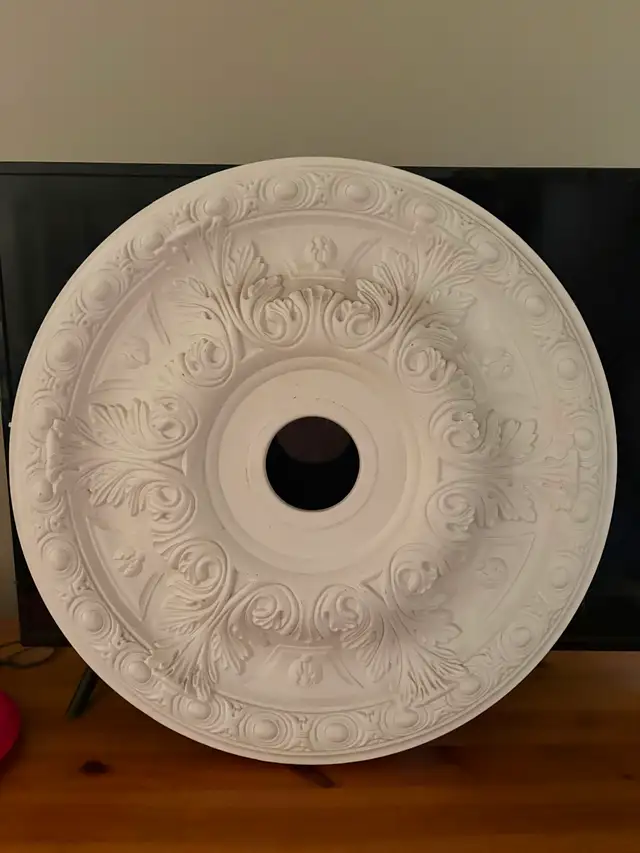 Ceiling medallion ornate