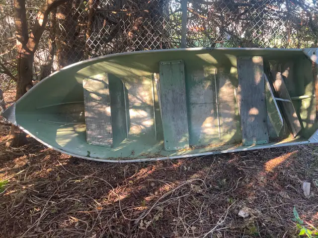 14' Alum Boat, Minn Kota Motor and Battery