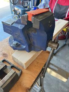 4 inch Vise
