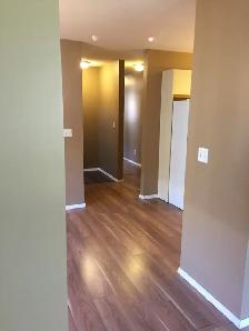 3 Bedroom 1 Bath 4-plex unit in Camrose - Photo 4