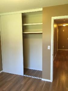 3 Bedroom 1 Bath 4-plex unit in Camrose - Photo 9