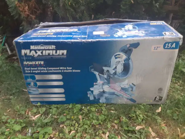 12'' 15A Mastercraft Dual-Bevel Sliding Compound Mitre Saw