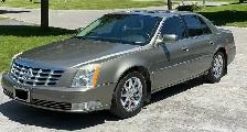 2010 Cadilac - Photo 2