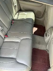 2010 Cadilac - Photo 9