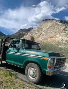 ‼️ Barn Find - 1979 Ford 250 2wd, 4-spd ‼️ - Photo 4